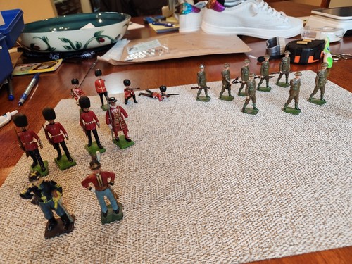 Britains lead metal - britains, soldier