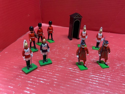 Vintage britains metal model - metal,